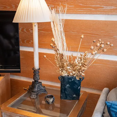 Quattro Beachfront Sea View Ap 4 * Larnaca