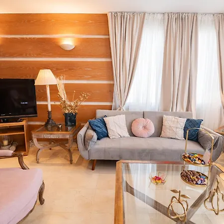 Quattro Beachfront Sea View Ap 4 Apartament