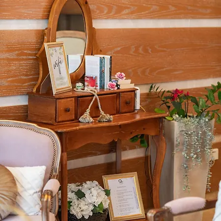 Quattro Beachfront Sea View Ap 4 * Larnaca