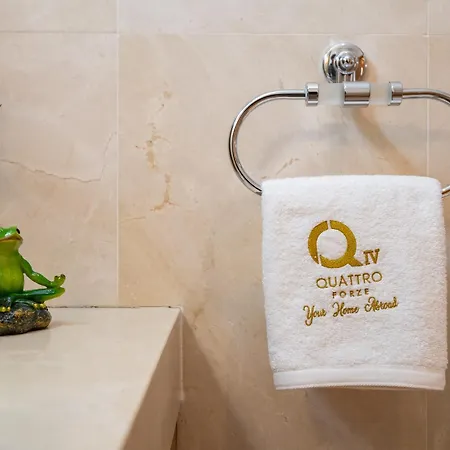 Quattro Beachfront Sea View Ap 4 Apartament