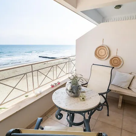 Apartment Quattro Beachfront Sea View Ap 4
