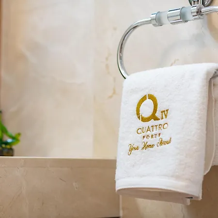 Quattro Beachfront Sea View Ap 4 Larnaca