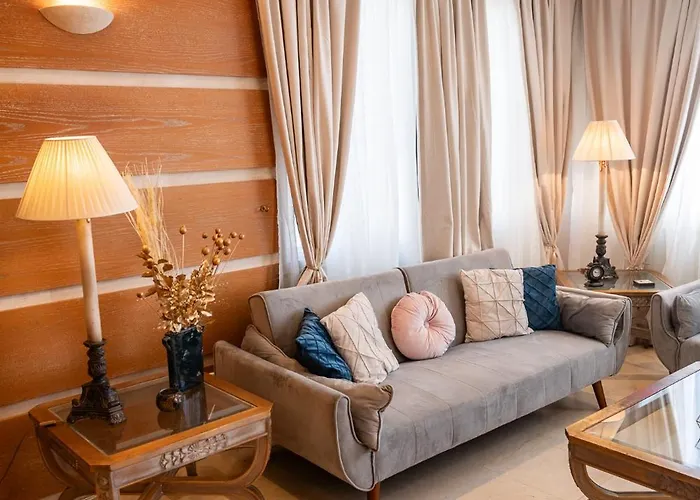 Quattro Beachfront Sea View Ap 4 Apartmán *