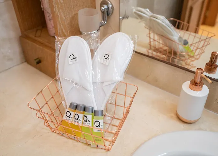 Quattro Beachfront Sea View Ap 4 *