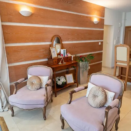 Διαμέρισμα Quattro Beachfront Sea View Ap 4 *