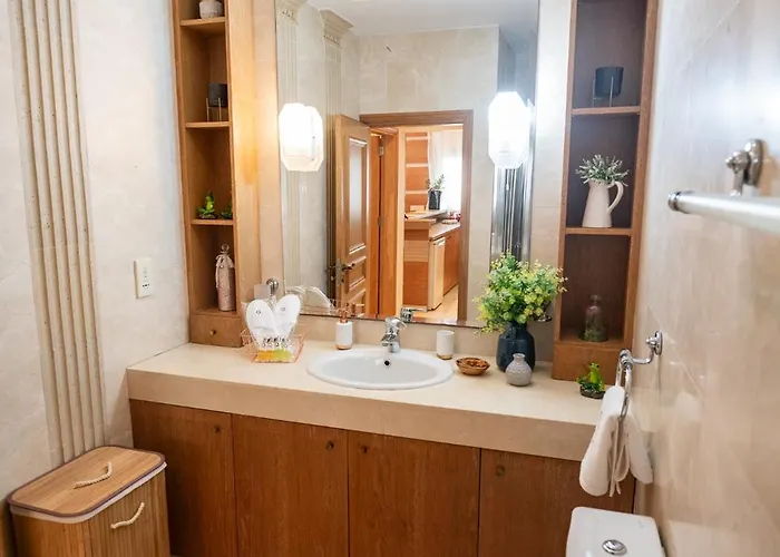 Quattro Beachfront Sea View Ap 4 아파트 *